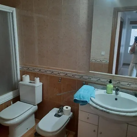 2 Dormitorios Piso, 2 Banos, Wifi , Parking Torrellano