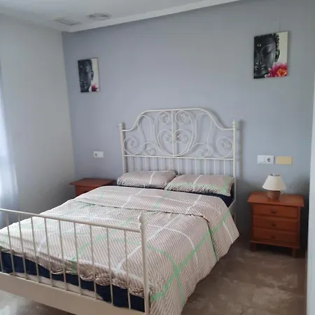 Apartment 2 Dormitorios Piso, 2 Banos, Wifi , Parking *