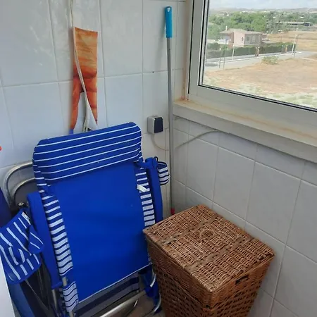 2 Dormitorios Piso, 2 Banos, Wifi , Parking Apartment